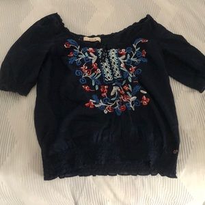 Hollister peasant top